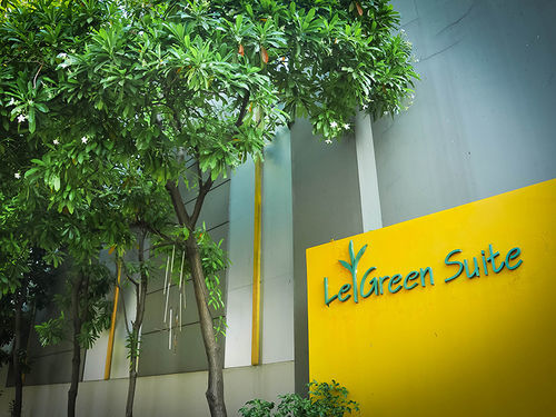 Legreen Suite Pejompongan Jakarta Exteriör bild