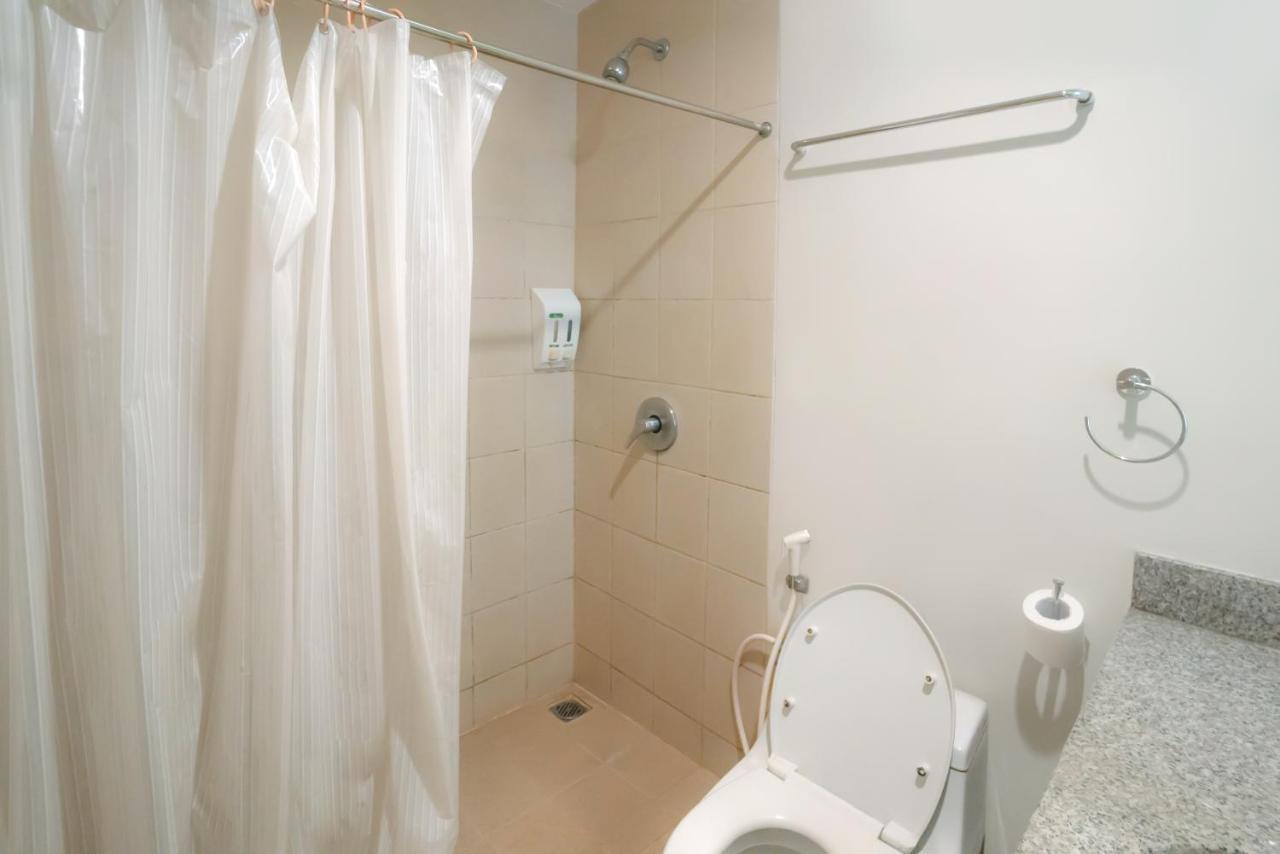 Legreen Suite Pejompongan Jakarta Exteriör bild
